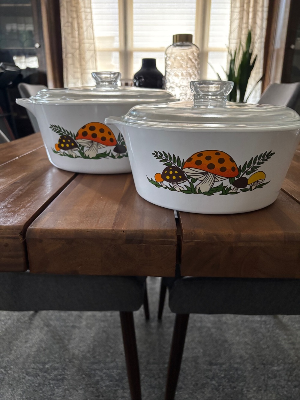 Sears Vintage Merry Mushroom Casserole Dish Set